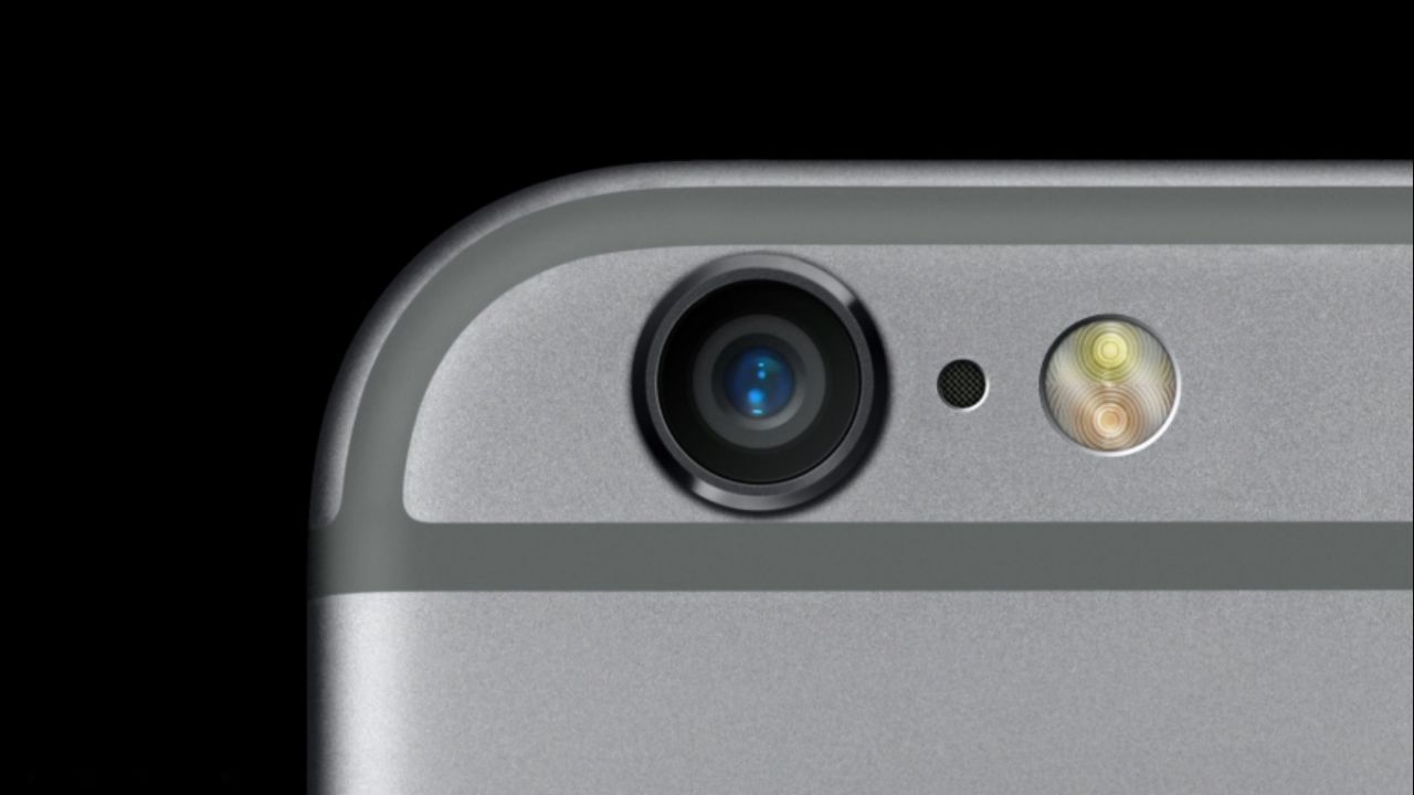 Как на iPhone с iOS 13 включается вспышка камеры для уведомлений