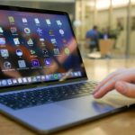 Как правильно поменять аккумулятор MacBook Pro A1261